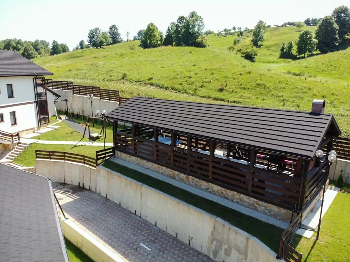 Sat de Vacanta Martisorul Cacica Exterior foto