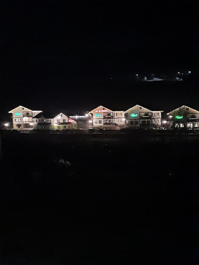 Sat de Vacanta Martisorul Cacica Exterior foto